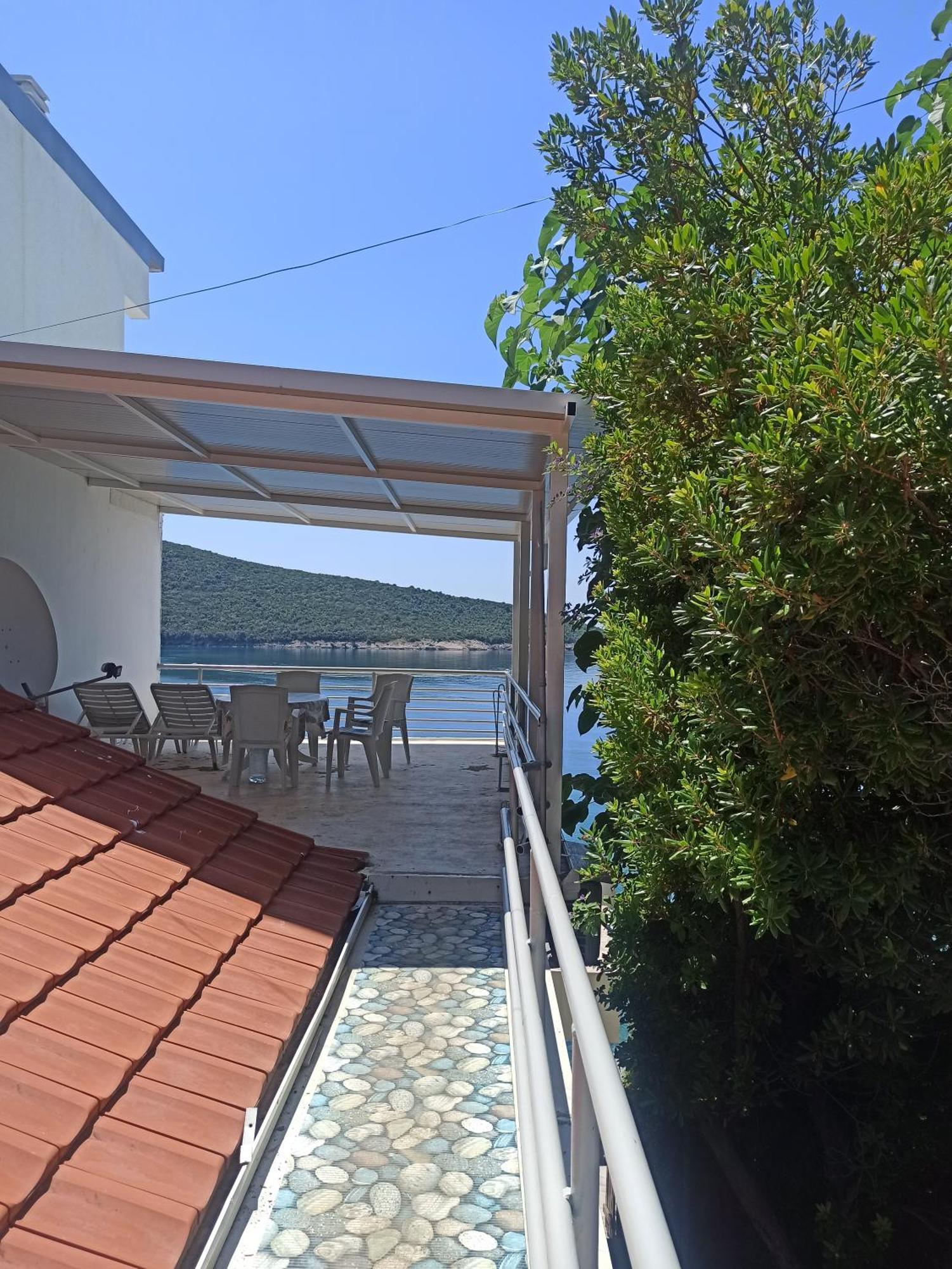 Seaside Apartment Kruce Ulcinj Exterior photo